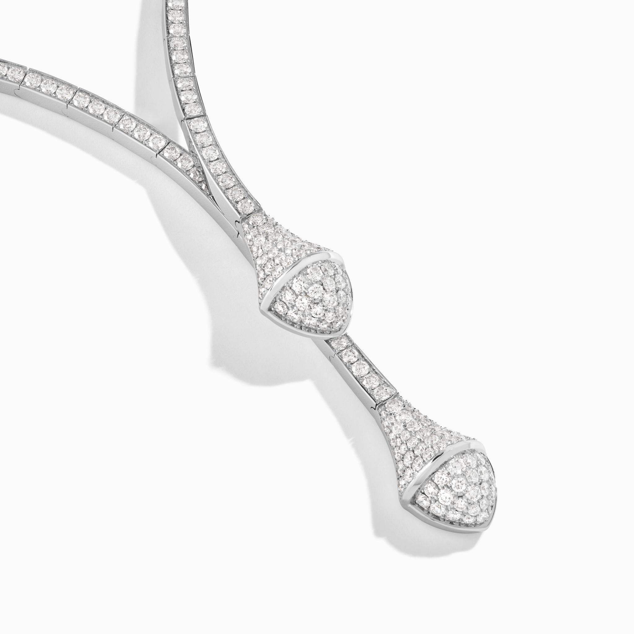 CLEO-N68WGDD_DETAIL_f6a87da4-